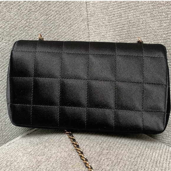 Chanel satin crossbody bag with Card - Picture 3 of 6